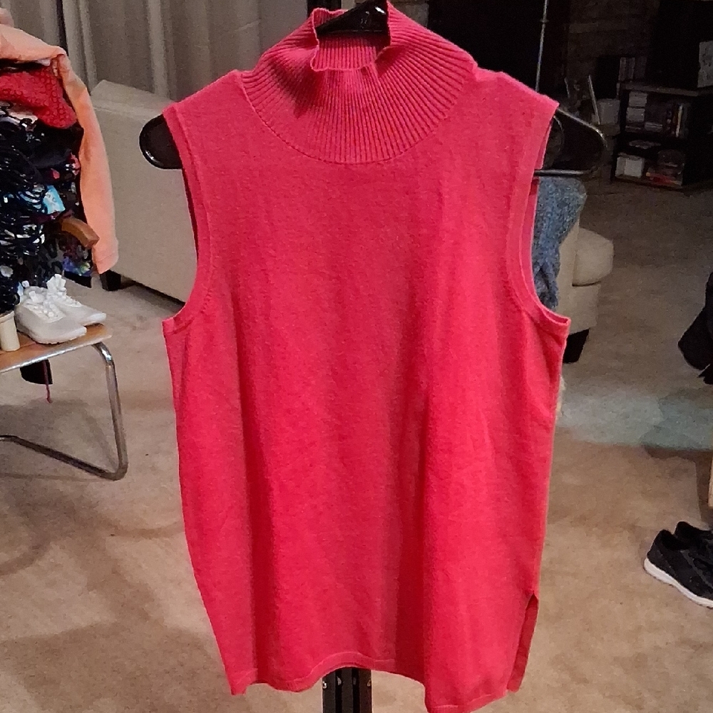 Elegant Sleeveless Turtleneck Tank Top